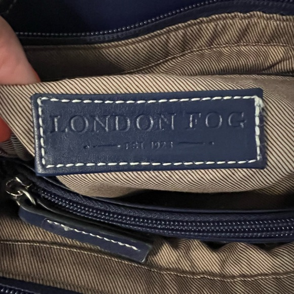 London Fog Navy Blue Crossbody Bag - Picture 12 of 14
